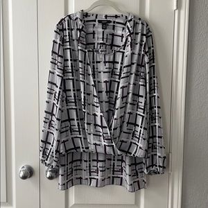 Alfani high low gray  geometric print blouse